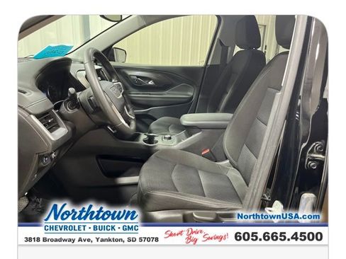 Used 2022 GMC Terrain SLE w/ Elevation Edition image 11