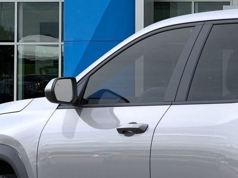 New 2026 Chevrolet Equinox LT image 12