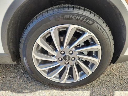 New 2025 Lincoln Aviator Black Label AWD/4WD image 18