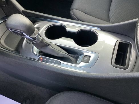 Used 2024 Chevrolet Malibu LT FWD image 25