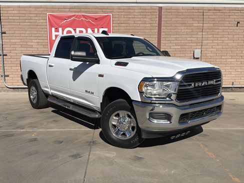 Used 2021 RAM 2500 Big Horn AWD/4WD image 3