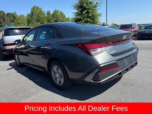 Certified 2026 Hyundai Elantra SE FWD image 8