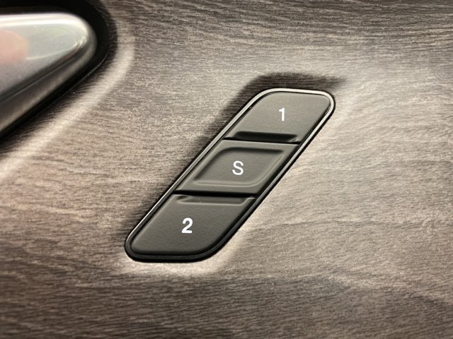 Used 2022 Jeep Grand Cherokee Limited AWD/4WD image 12
