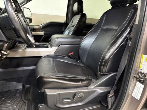 Used 2018 Ford F250 Lariat w/ Camper Package image 17