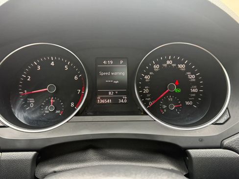 Used 2017 Volkswagen Jetta SE FWD image 14