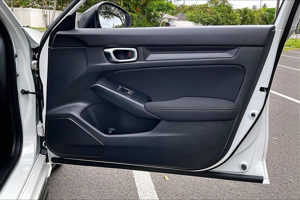 Used 2023 Honda Civic Sport image 19