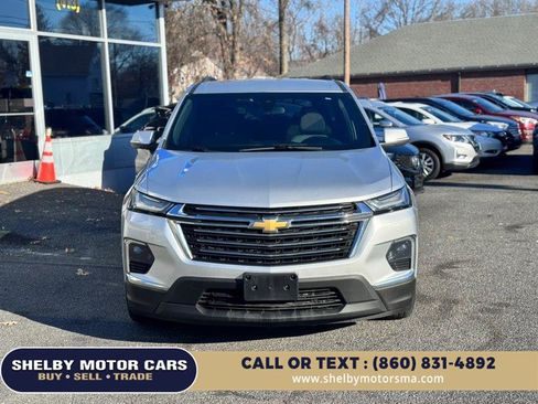 Used 2022 Chevrolet Traverse LT w/ LPO, Floor Liner Package image 2