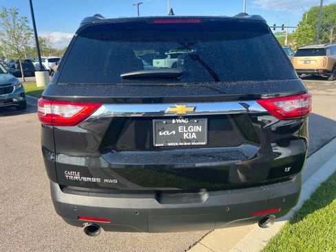 Used 2020 Chevrolet Traverse LT w/ Driver Confidence II Package AWD/4WD image 4