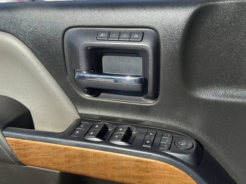 Used 2018 Chevrolet Silverado 2500 LTZ w/ Duramax Plus Package image 16