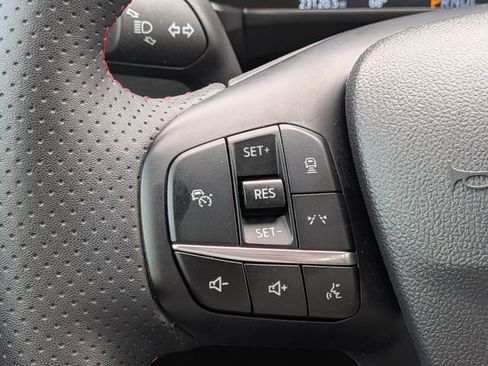 Used 2024 Ford Escape ST-Line w/ Tech Pack #1 FWD image 19