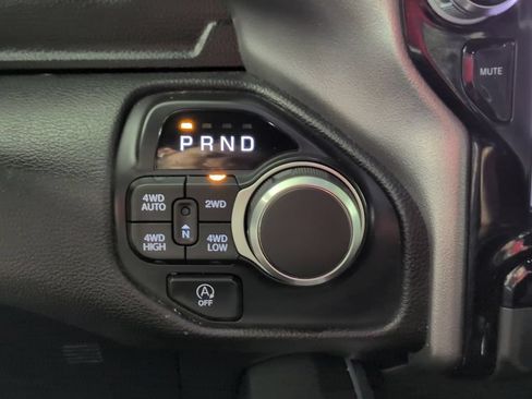 Certified 2025 RAM 1500 Big Horn AWD/4WD image 21
