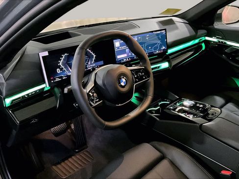 New 2027 BMW 530i xDrive AWD/4WD image 9