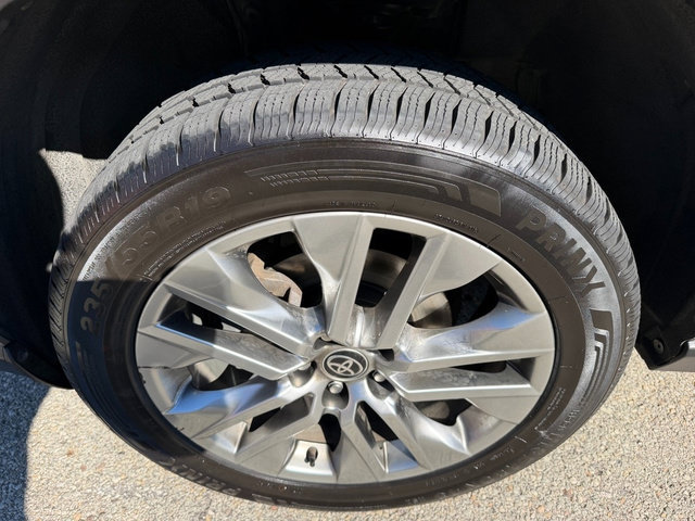 Certified 2023 Toyota RAV4 XLE Premium AWD/4WD image 12