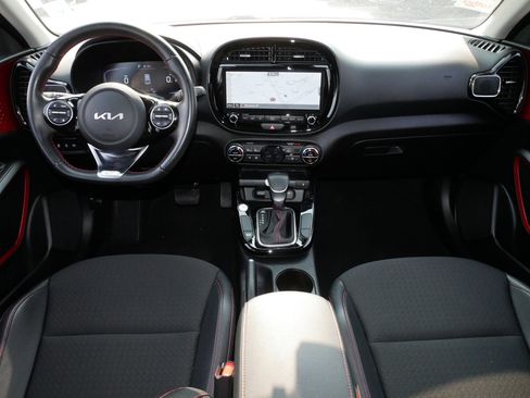 Used 2023 Kia Soul GT-Line FWD image 10