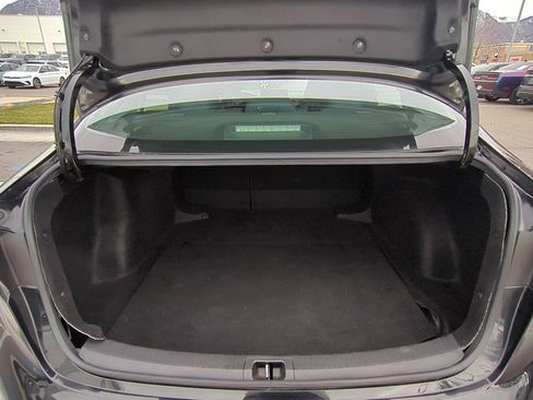 Used 2021 Toyota Corolla LE image 29