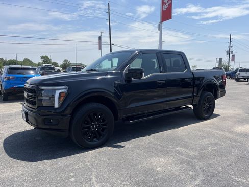 Used 2026 Ford F150 Lariat w/ Equipment Group 501A Mid AWD/4WD image 7
