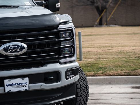 Used 2026 Ford F250 Platinum image 11