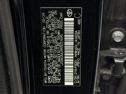 Used 2024 Toyota Prius LE image 20