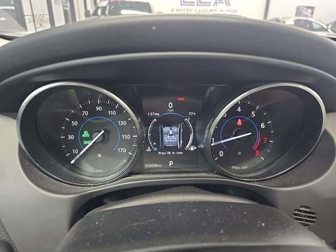 Used 2017 Jaguar XE Prestige image 7