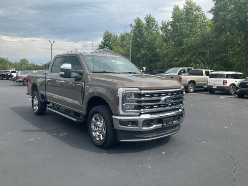 New 2026 Ford F250 Lariat AWD/4WD image 3