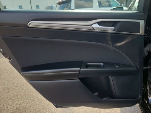 Certified 2020 Ford Fusion SE FWD image 8