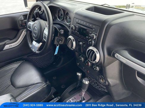 Used 2015 Jeep Wrangler Sport image 36