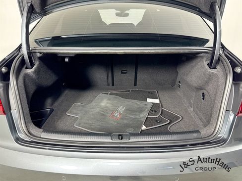 Used 2018 Audi RS 3 AWD/4WD image 33
