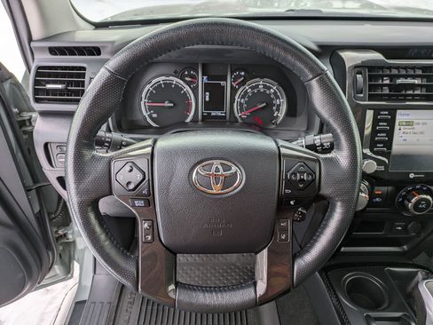 Used 2023 Toyota 4Runner TRD Off-Road Premium image 9