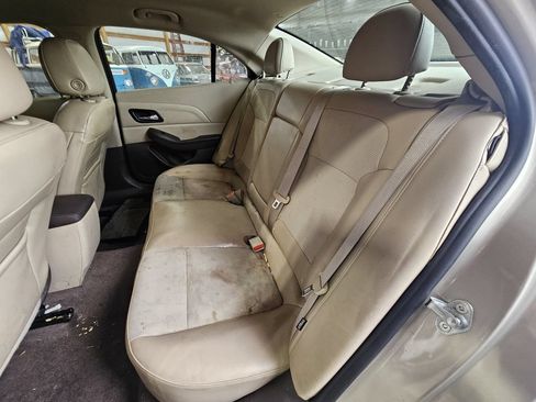 Used 2014 Chevrolet Malibu LT w/ Power Convenience Package FWD image 12