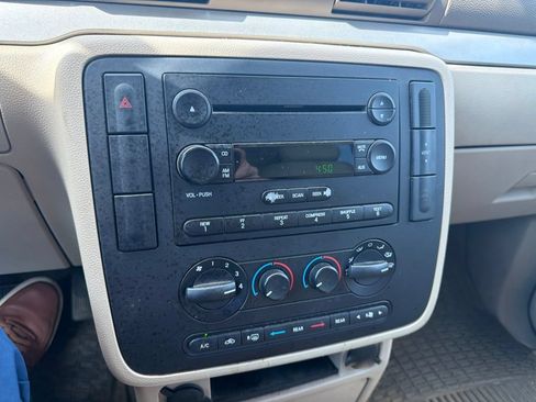 Used 2006 Ford Freestar SE FWD image 8