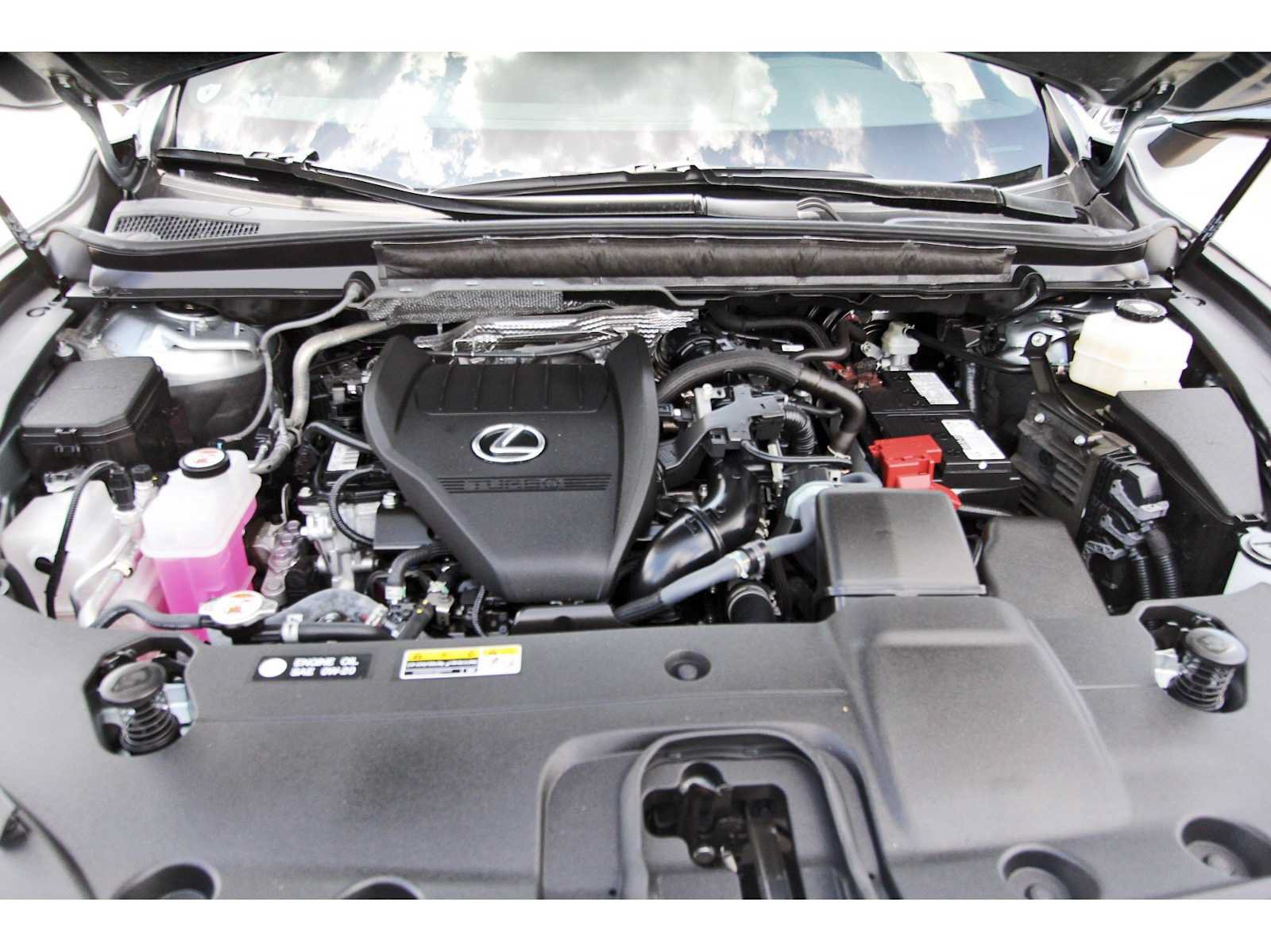 Used 2025 Lexus RX 350 Premium w/ Convenience Package FWD image 32