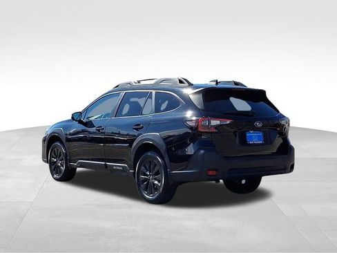 Used 2023 Subaru Outback Onyx Edition image 4