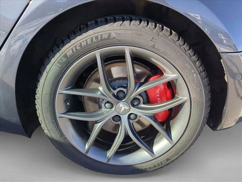 Used 2022 Tesla Model 3 Performance image 16
