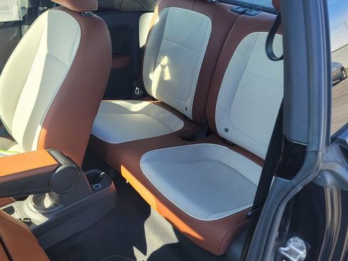 Used 2016 Volkswagen Beetle 1.8T Classic image 25