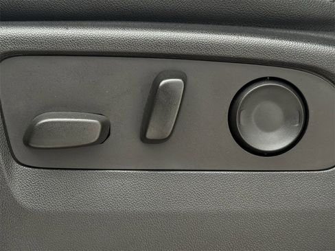 Used 2022 Chevrolet Silverado 1500 RST w/ Convenience Package II image 23