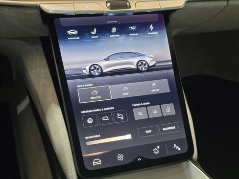Used 2025 Lucid Air Grand Touring AWD/4WD image 16