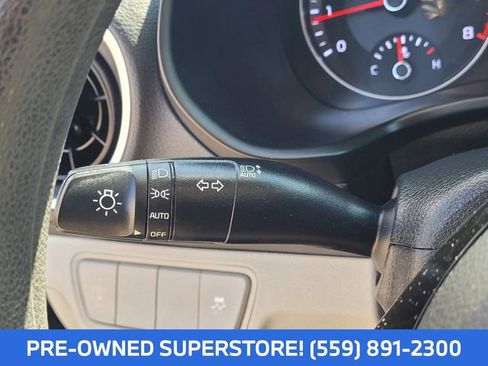 Certified 2022 Kia Forte LXS image 15