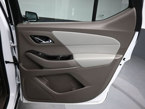 Used 2020 Chevrolet Traverse Premier w/ LPO, Floor Liner Package FWD image 52