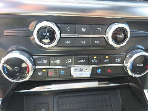 Used 2023 Ford F150 Raptor AWD/4WD image 17