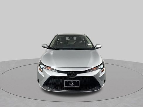Used 2020 Toyota Corolla LE FWD image 24