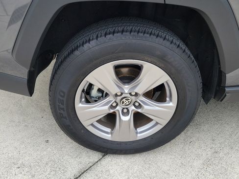 Certified 2025 Toyota RAV4 XLE AWD/4WD image 8