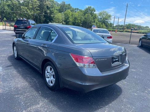Used 2009 Honda Accord LX-P image 4