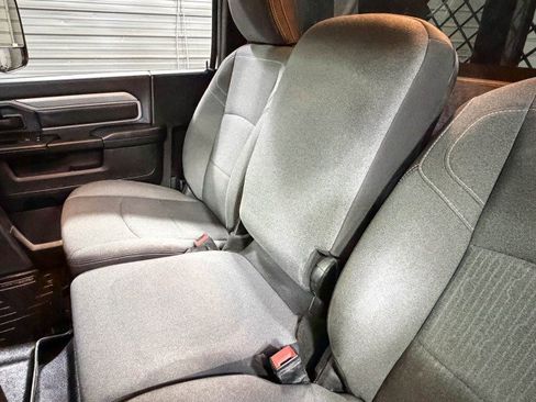 Used 2021 RAM 5500 Tradesman image 15