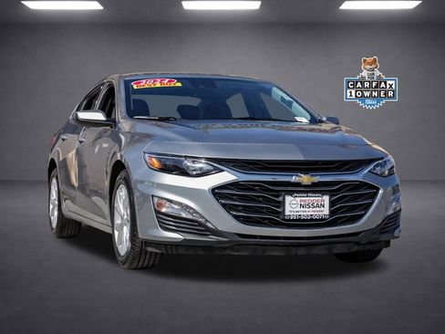 Used 2024 Chevrolet Malibu LT image 2