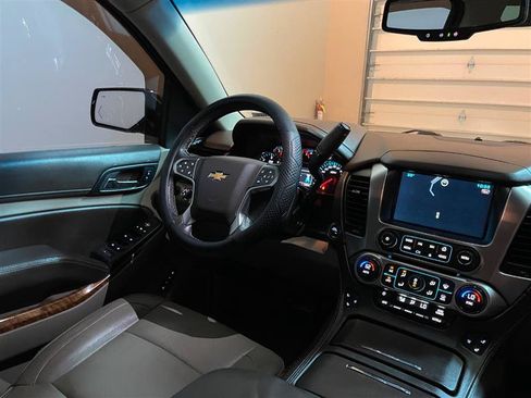 Used 2015 Chevrolet Suburban LTZ AWD/4WD image 63
