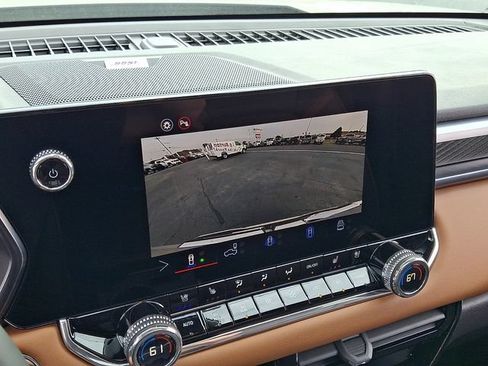 New 2026 GMC Canyon AT4 w/ Technology Plus Package AWD/4WD image 15