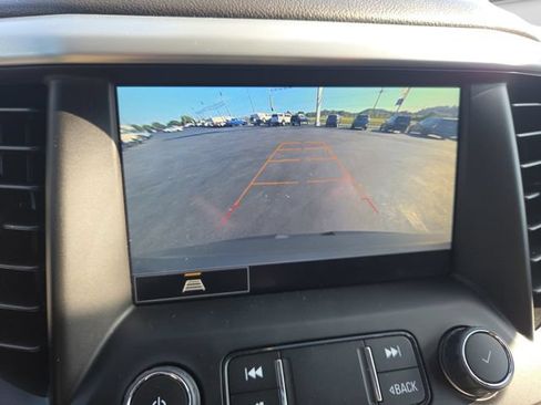 Used 2023 GMC Acadia SLT AWD/4WD image 23