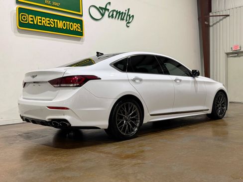 Used 2018 Genesis G80 3.3T Sport RWD image 3