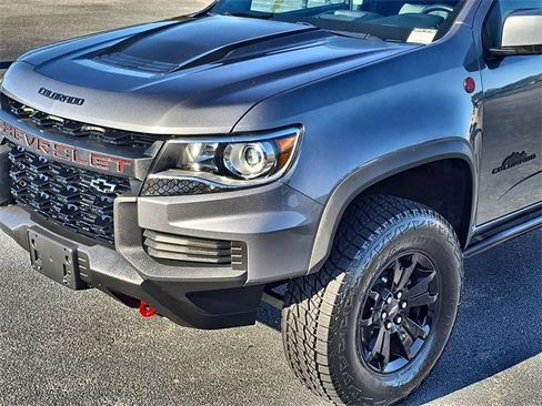 Used 2021 Chevrolet Colorado ZR2 w/ ZR2 Dusk Special Edition image 10