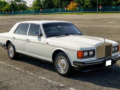 Used 1989 Rolls-Royce Silver Spirit RWD image 12